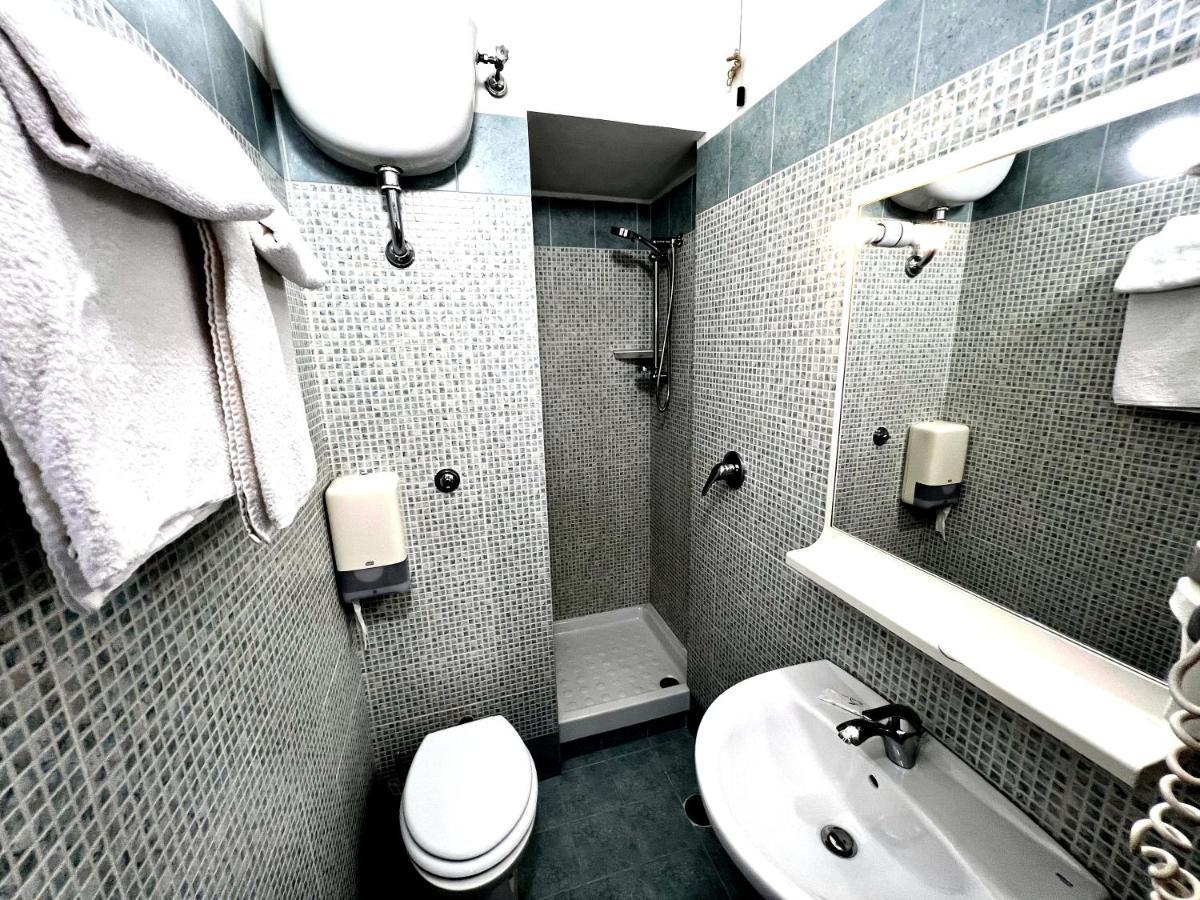 Hotel Domus Termini Rome Luaran gambar